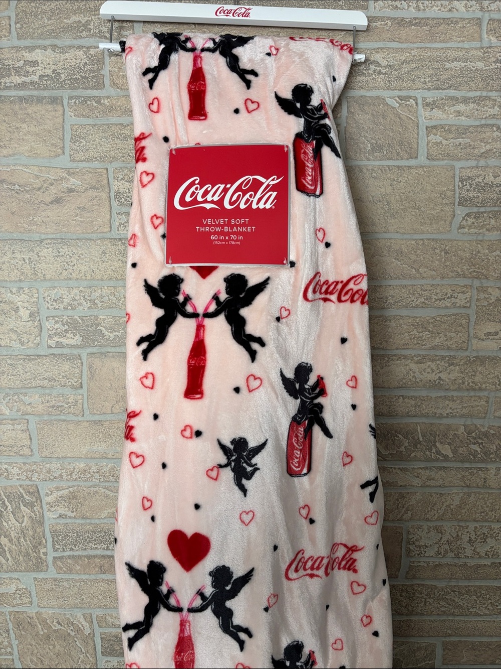 Coca-Cola Velvet Soft Throw-Blanket